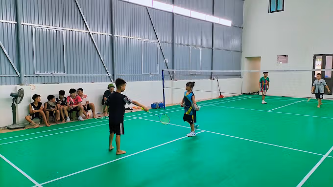 Sân cầu lông thanh xuân