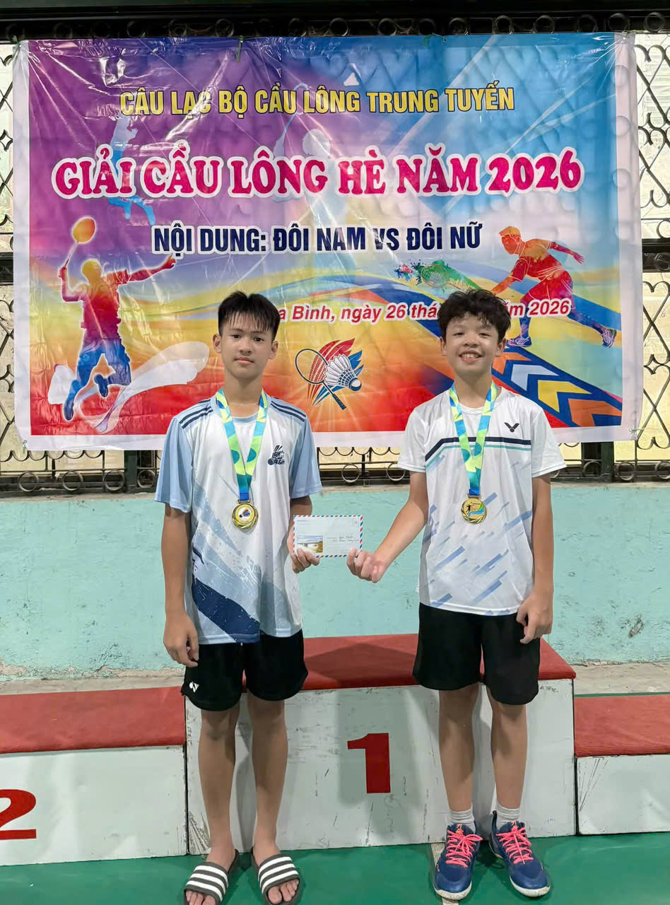 vợt cầu lông giá rẻ cho học sinh